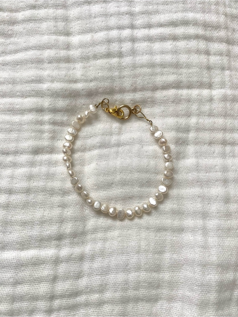 Freshwater Pearl Chain Bracelet with Gold Clasp